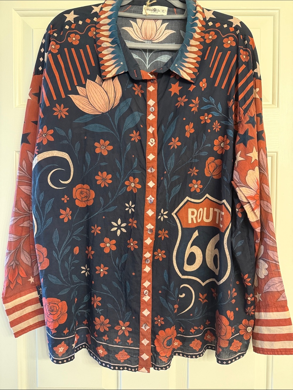 Awesome NATURAL LIFE American Flag/buffalo Button-Down w/Rust, Navy & Floral